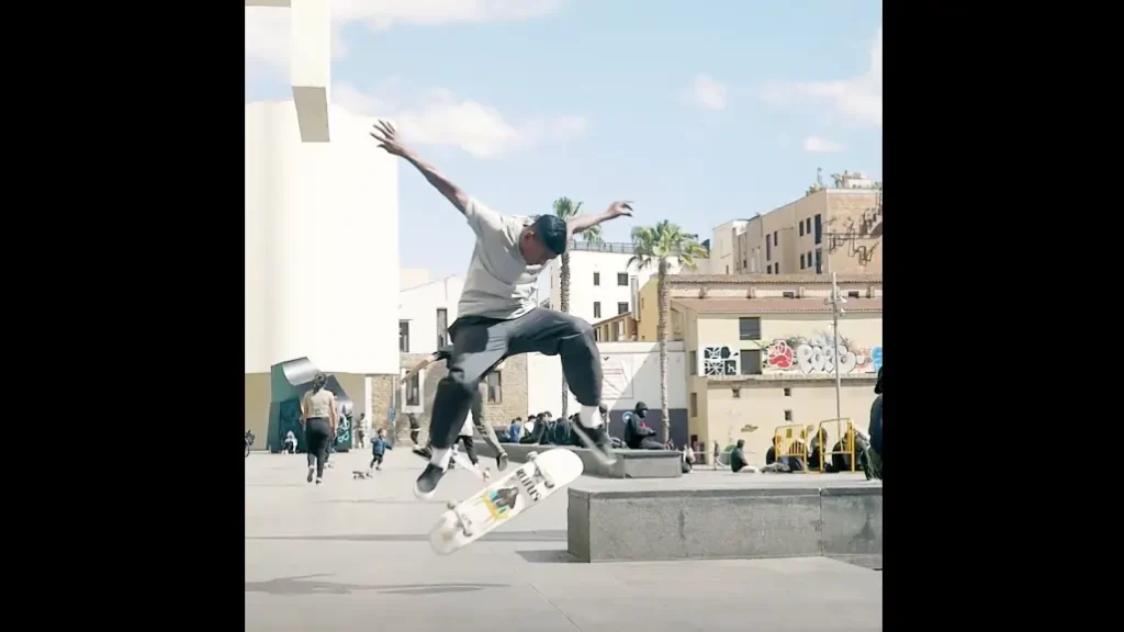 Atenció Skaters - AJUNTAMENT DE BARCELONA - REPORTAJES_1